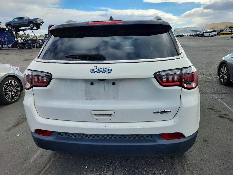 Photo 6 from auction – 2018 JEEP COMPASS LA with VIN 3C4NJCBB5JT186755