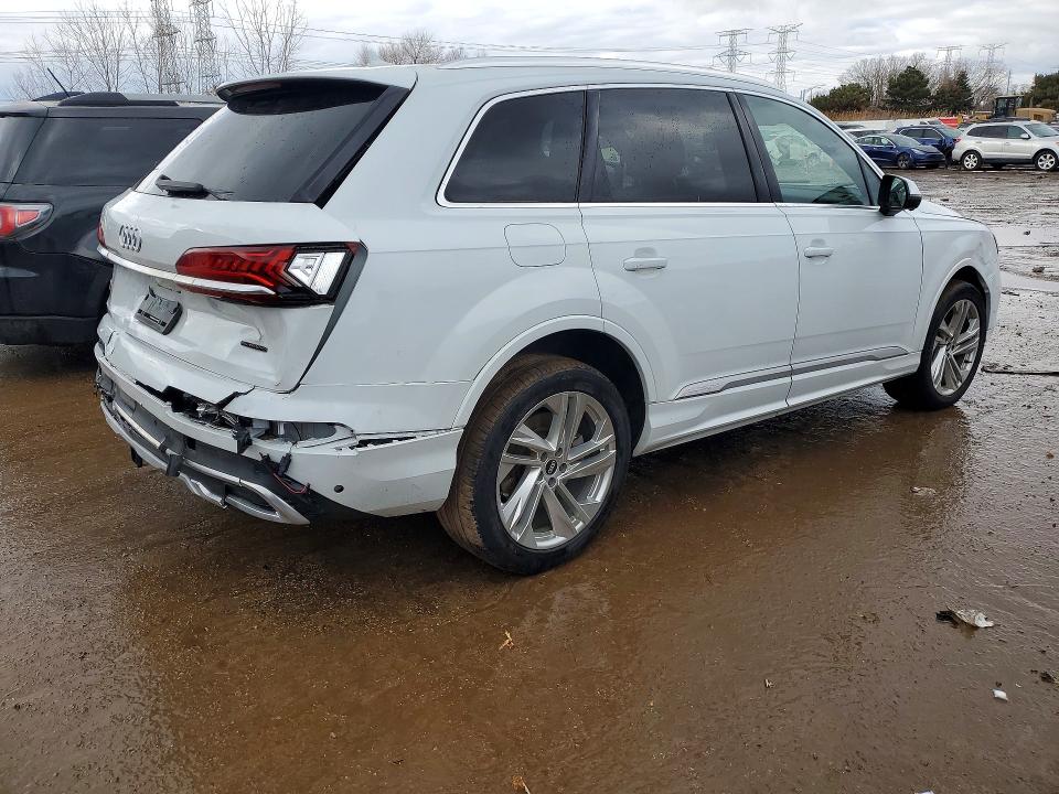 صورة رقم 3 من المزاد - 2021 AUDI Q7 مع VIN WA1AJAF73MD025544