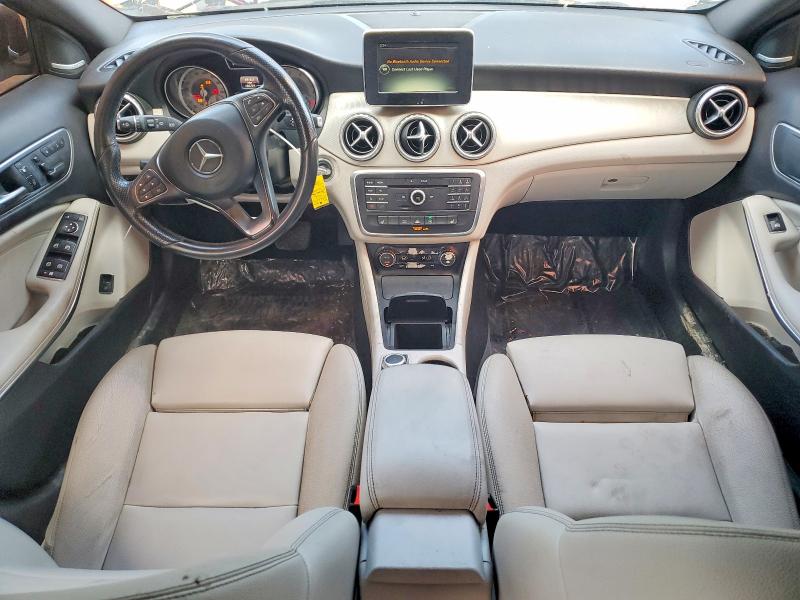 Photo 8 from auction – 2016 MERCEDES-BENZ GLA with VIN WDCTG4EB4GJ206205