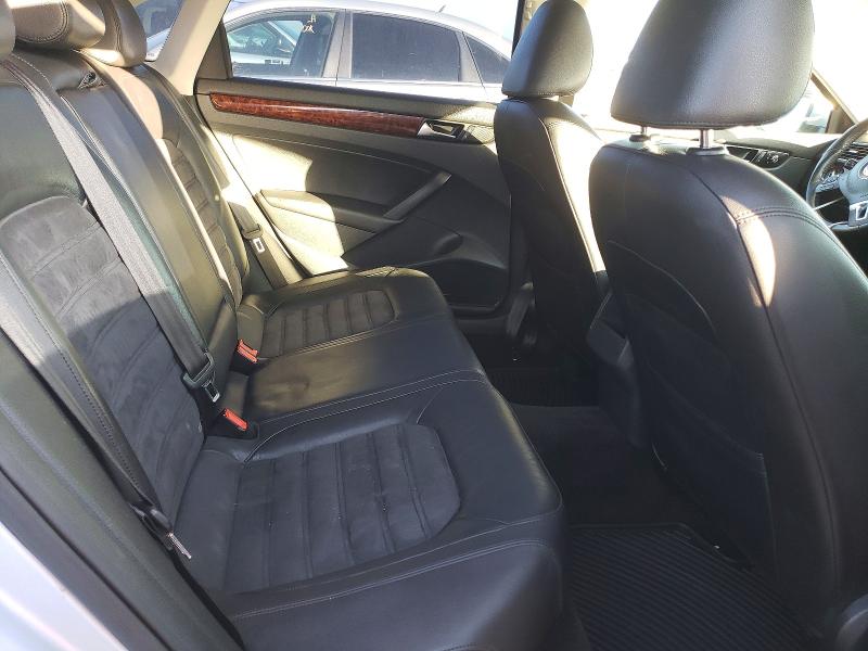 Photo 10 from auction – 2012 VOLKSWAGEN PASSAT with VIN 1VWCN7A32CC001540