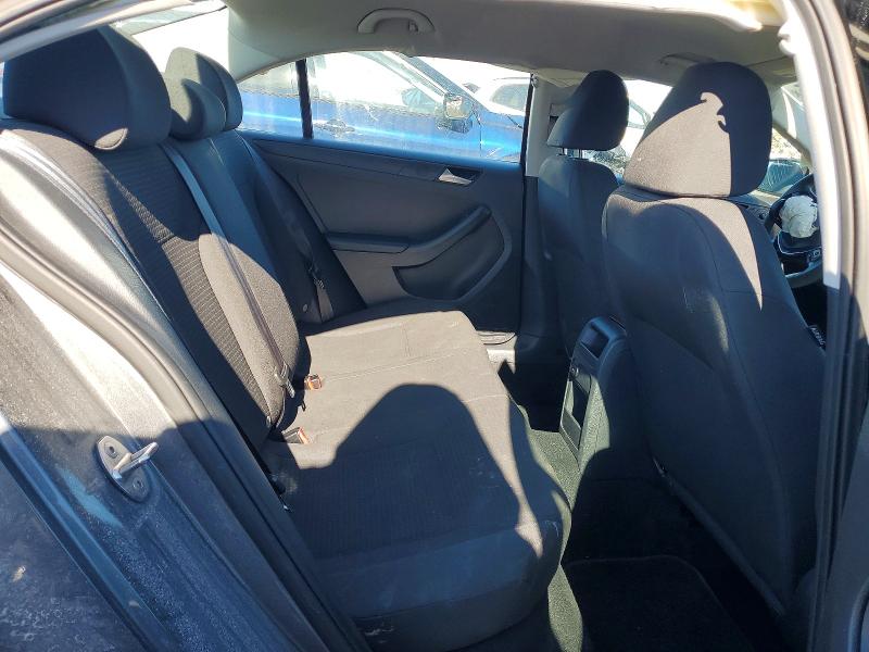Photo 10 from auction – 2015 VOLKSWAGEN JETTA BASE with VIN 3VW1K7AJ5FM423786