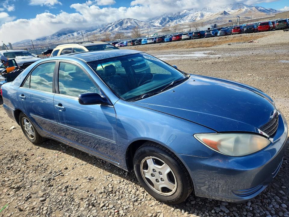 Photo 4 from auction – 2002 TOYOTA CAMRY LE with VIN 4T1BF30K62U520057