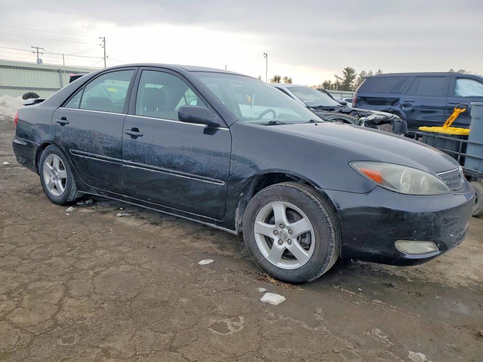 Photo 4 from auction – 2002 TOYOTA CAMRY with VIN 4T1BF32K42U021044