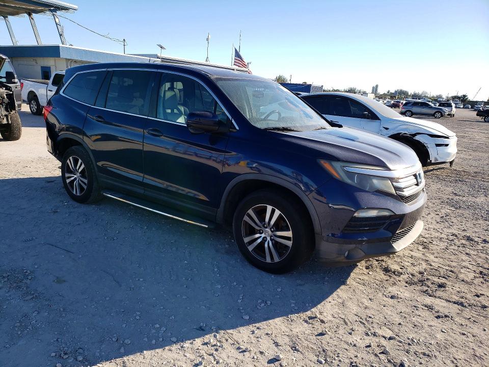 Photo 4 from auction – 2016 HONDA PILOT with VIN 5FNYF5H89GB008490