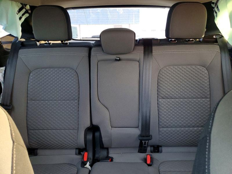 Photo 10 from auction – 2020 FORD ESCAPE SE with VIN 1FMCU0G68LUB94264