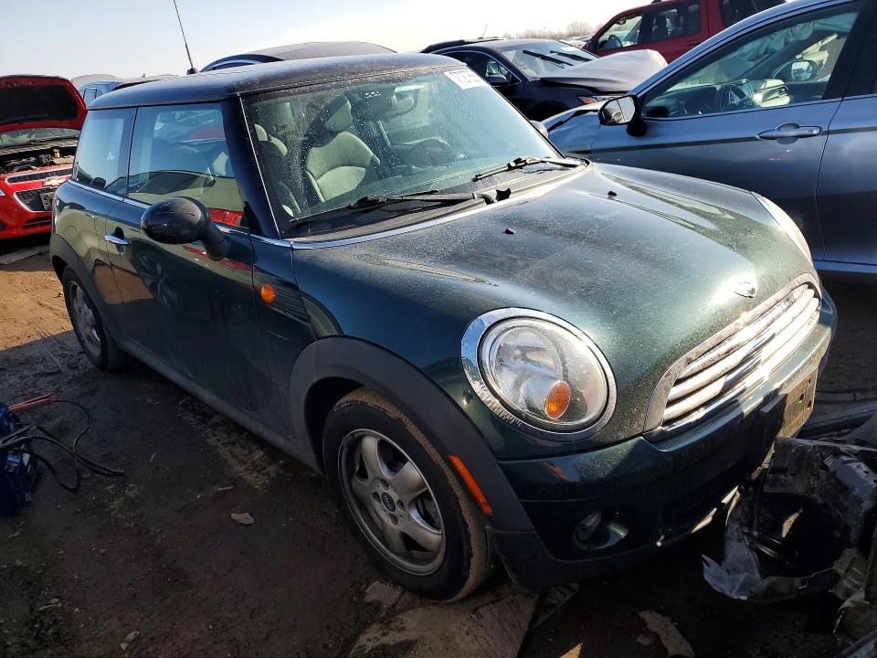 Photo 4 from auction – 2010 MINI COOPER with VIN WMWMF3C55ATZ65054
