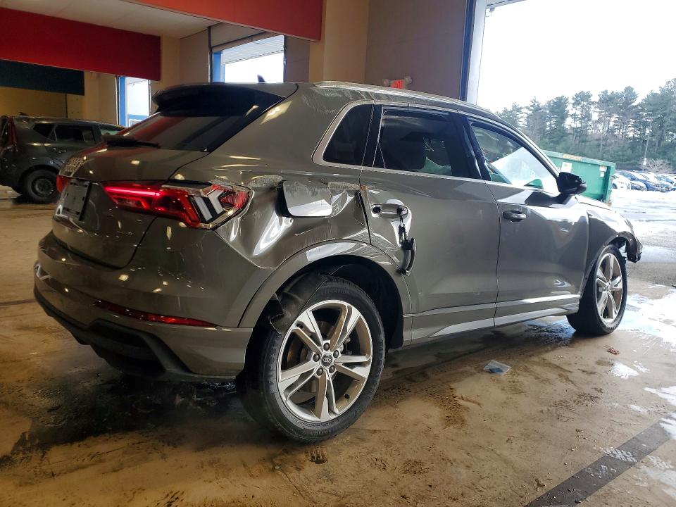 Фото 3 с аукциона – 2023 AUDI Q3 PREMIUM с VIN WA1DECF35P1057671
