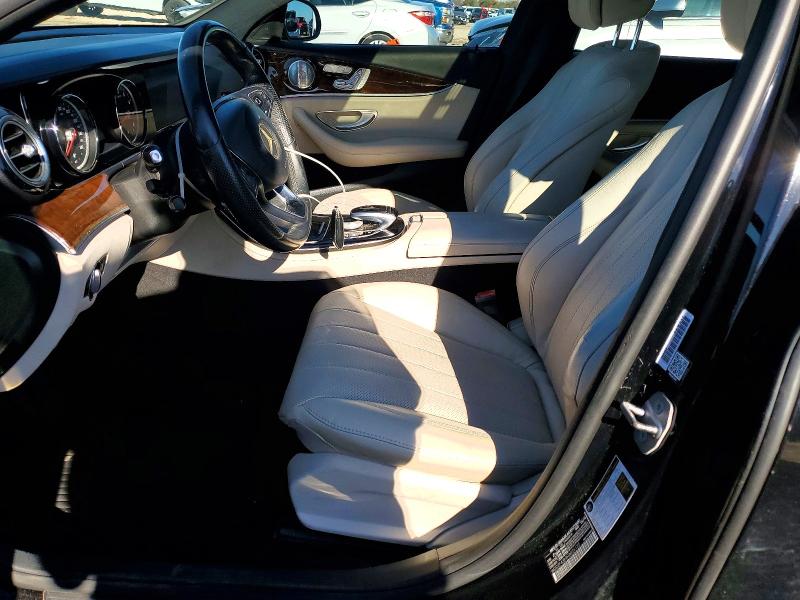 Photo 7 from auction – 2017 MERCEDES-BENZ E 300 with VIN WDDZF4JB9HA026122