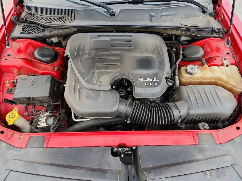 Photo 11 from auction – 2018 DODGE CHALLENGER with VIN 2C3CDZAG1JH118349