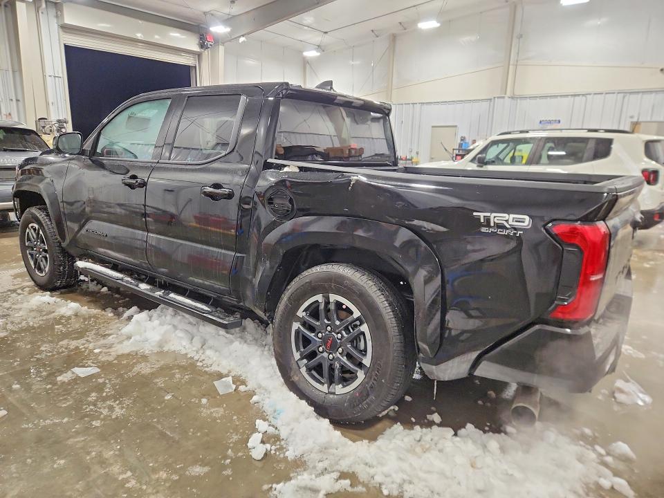 Photo 2 from auction – 2025 TOYOTA TACOMA DOU with VIN 3TMLB5JN7SM182925