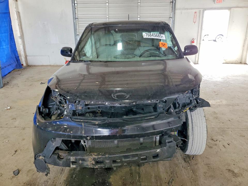 Photo 5 from auction – 2015 KIA SOUL with VIN KNDJN2A26F7128051