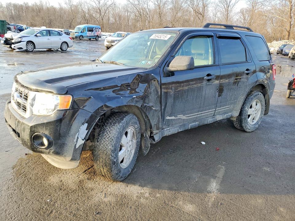FORD ESCAPE XLT 2010 with VIN 1FMCU9D78AKC90745 - Photo from auction