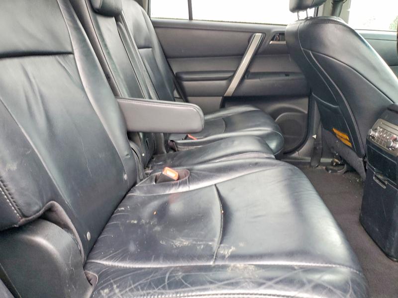 Photo 11 from auction – 2012 TOYOTA HIGHLANDER with VIN 5TDBK3EH9CS161404
