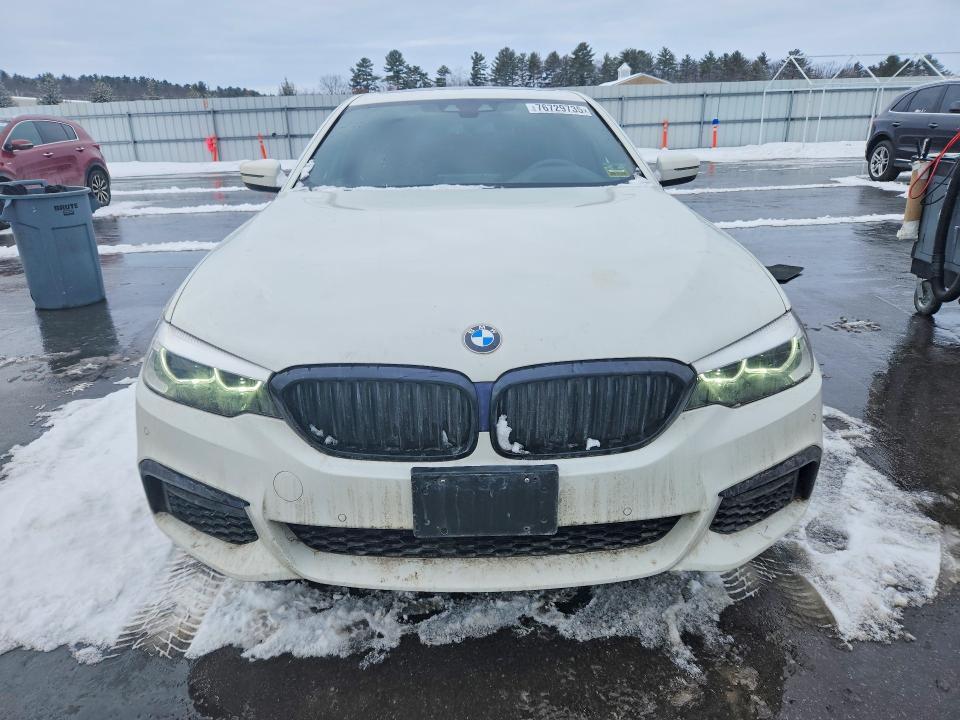 Photo 5 from auction – 2019 BMW 540I with VIN WBAJE7C59KWW09560