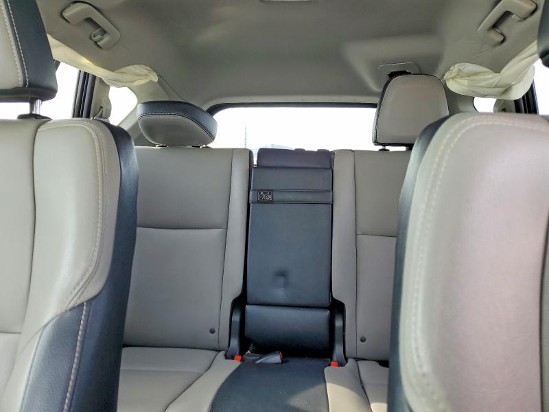 Photo 10 from auction – 2016 TOYOTA RAV4 HV LI with VIN JTMDJREV4GD010329