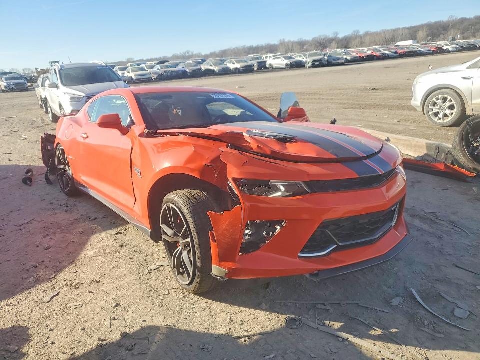 Photo 4 from auction – 2018 CHEVROLET CAMARO SS with VIN 1G1FH1R77J0164901