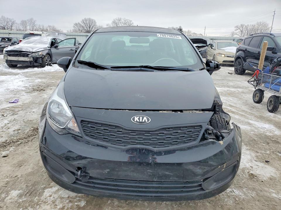 Zdjęcie 5 z aukcji – 2015 KIA RIO LX z VIN KNADM4A30F6438896