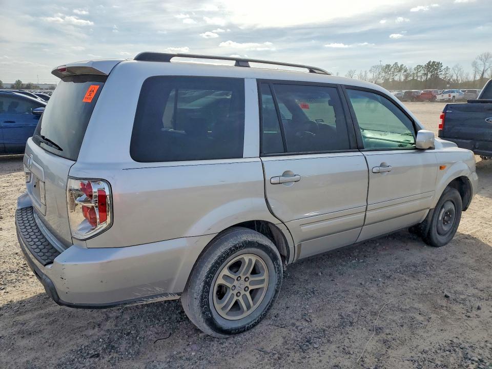 Photo 3 from auction – 2007 HONDA PILOT with VIN 5FNYF28557B046450