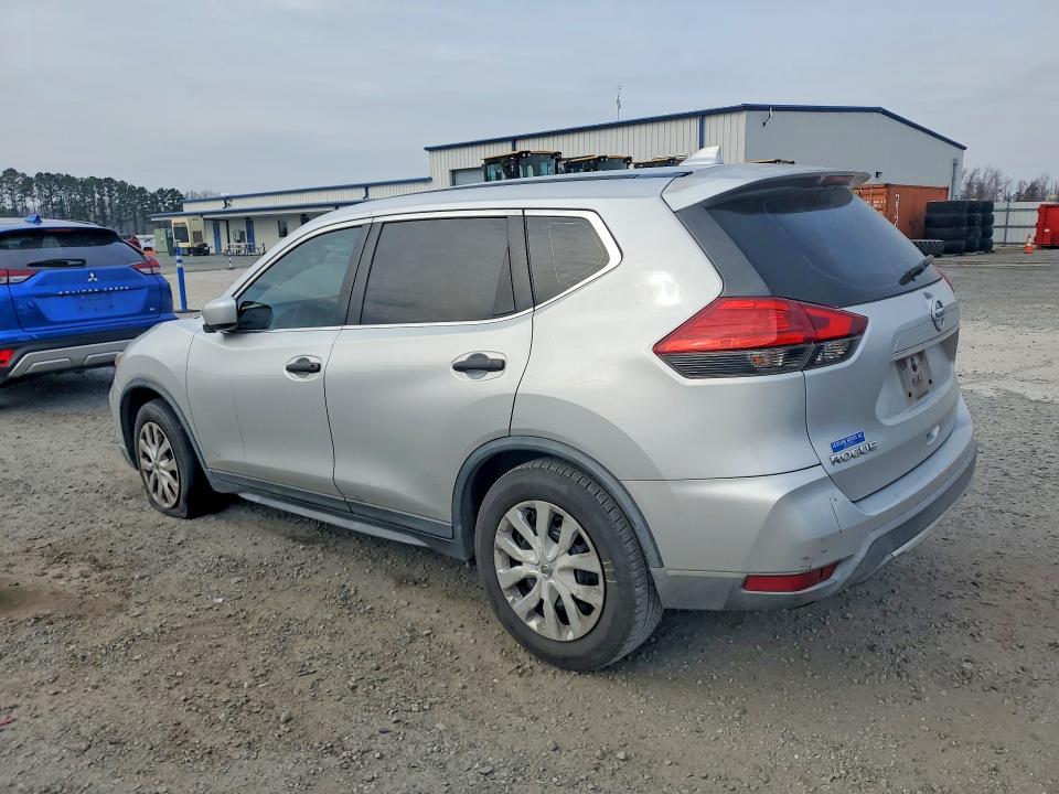 Photo 2 from auction – 2017 NISSAN ROGUE with VIN KNMAT2MT4HP566340