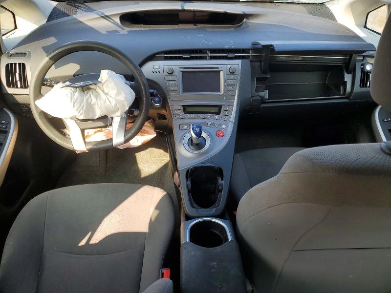 Photo 8 from auction – 2015 TOYOTA PRIUS with VIN JTDKN3DU2F1897446