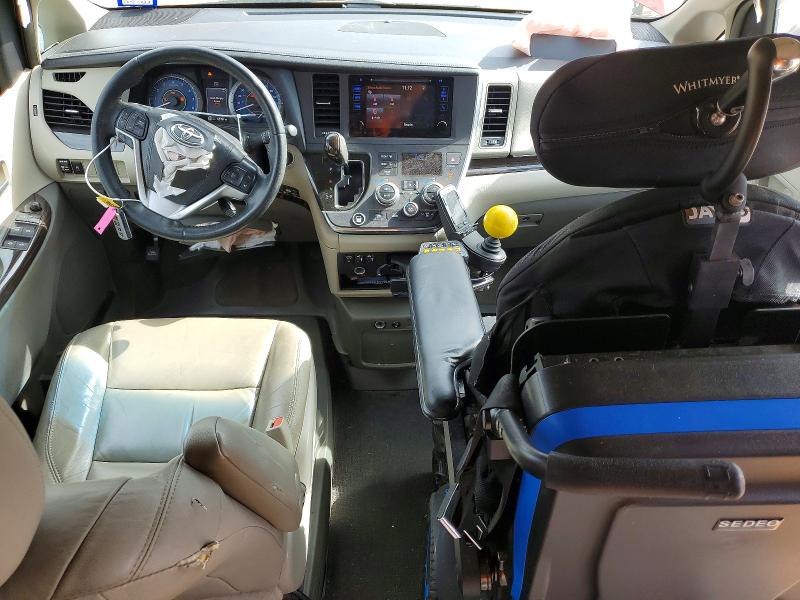 Photo 8 from auction – 2016 TOYOTA SIENNA with VIN 5TDYK3DC4GS703112