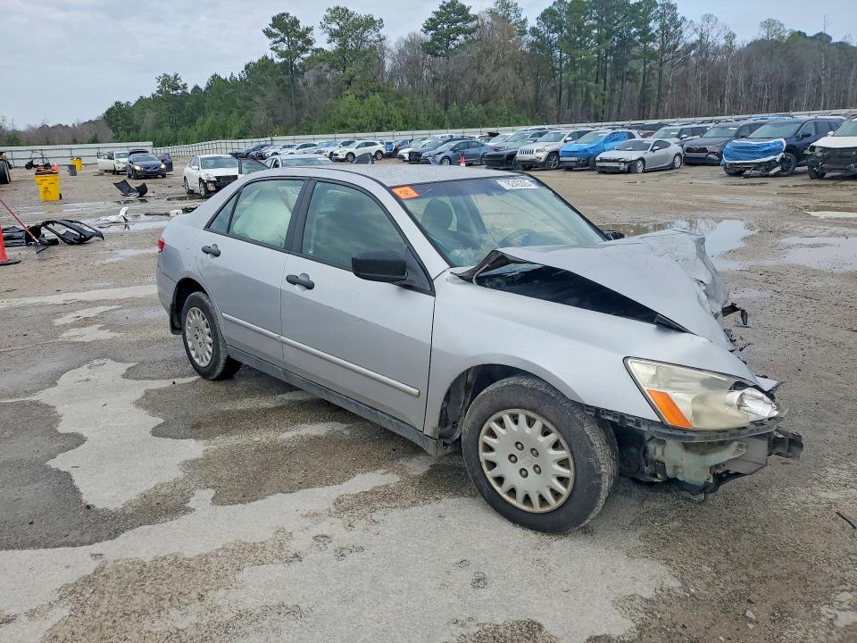 Photo 4 from auction – 2004 HONDA ACCORD with VIN JHMCM56114C037110