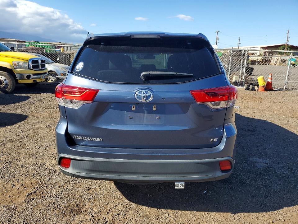 Photo 6 from auction – 2017 TOYOTA HIGHLANDER with VIN 5TDZZRFH4HS215856
