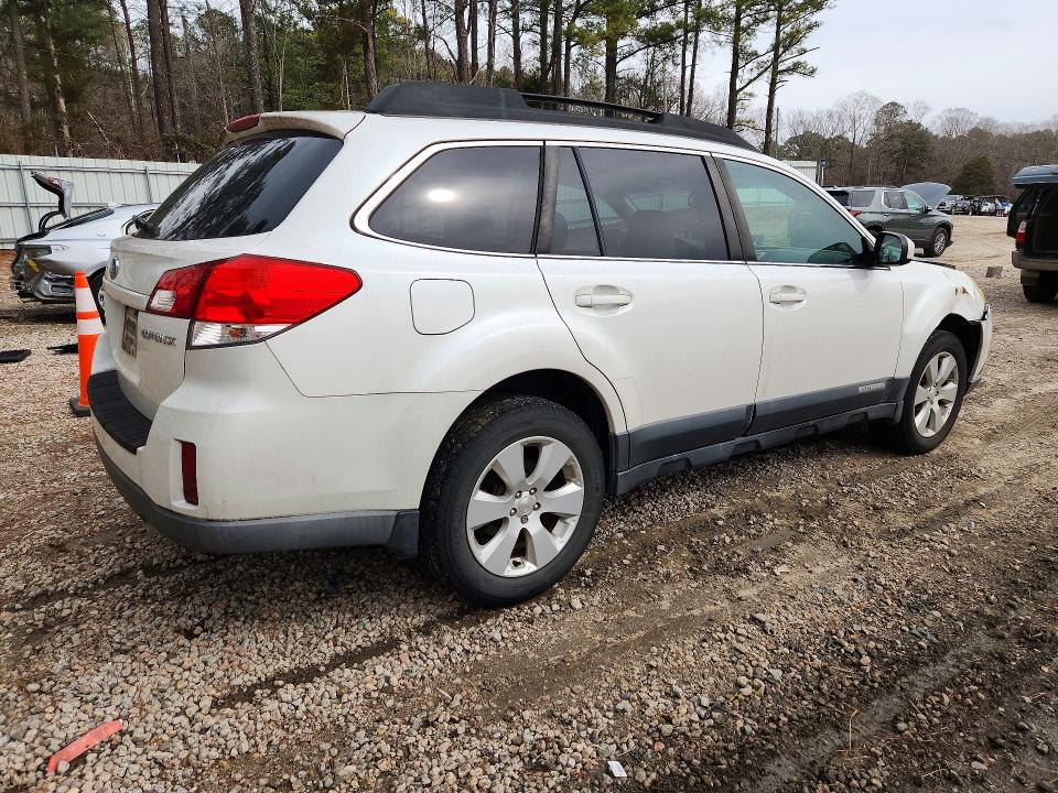 Photo 3 from auction – 2011 SUBARU OUTBACK 2. with VIN 4S4BRCGC3B3376852
