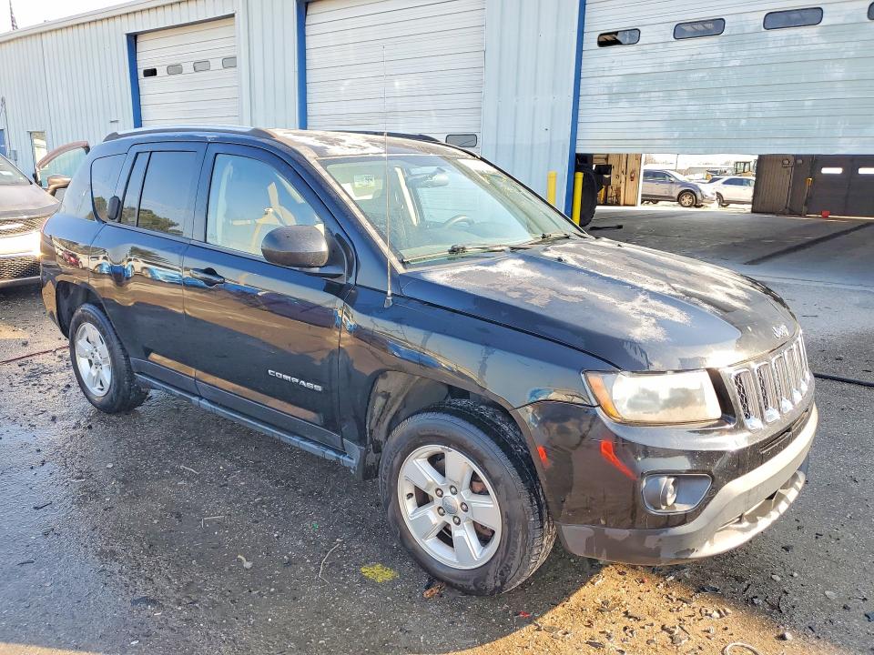 Photo 4 from auction – 2014 JEEP COMPASS with VIN 1C4NJCBA0ED746264