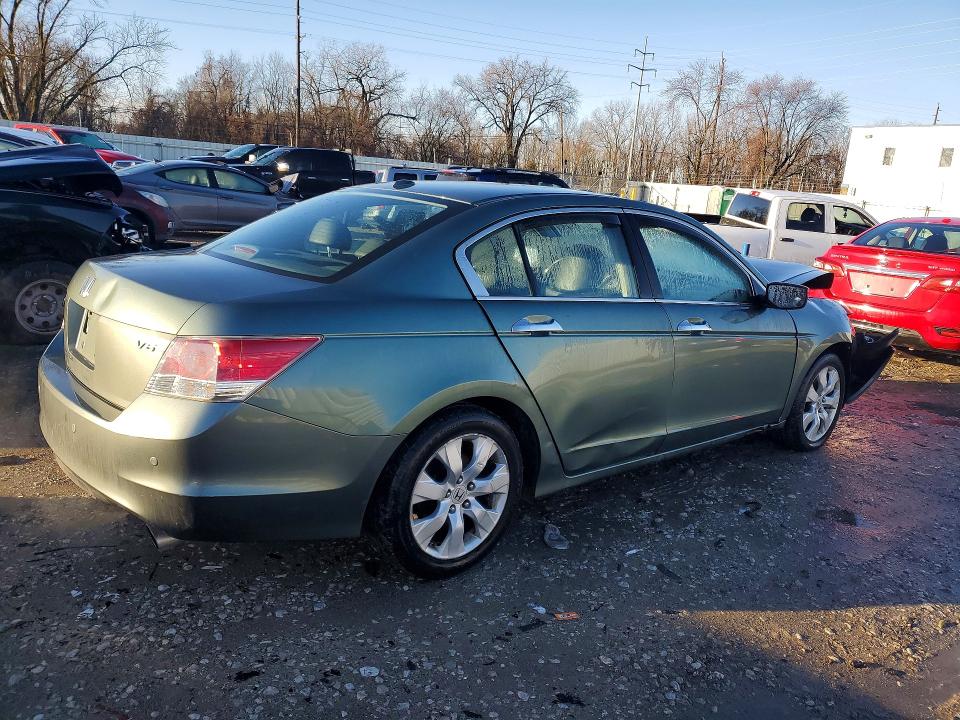 Photo 3 from auction – 2010 HONDA ACCORD with VIN 1HGCP3F82AA011005