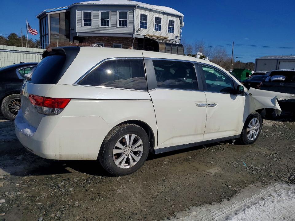 Photo 3 from auction – 2015 HONDA ODYSSEY with VIN 5FNRL5H62FB118646