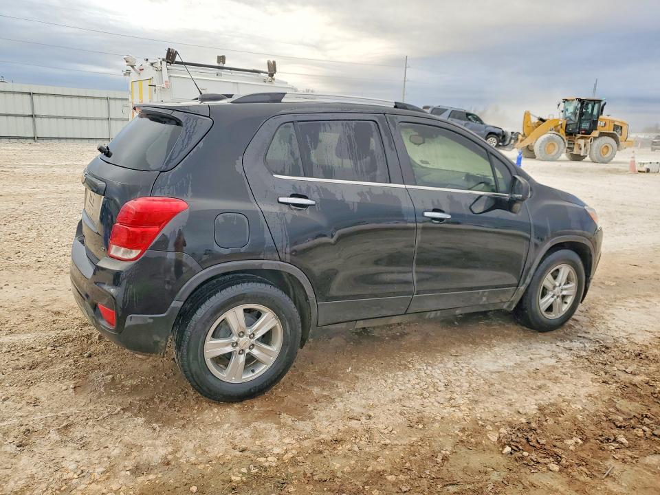 Photo 3 from auction – 2019 CHEVROLET TRAX with VIN KL7CJLSB0KB877733