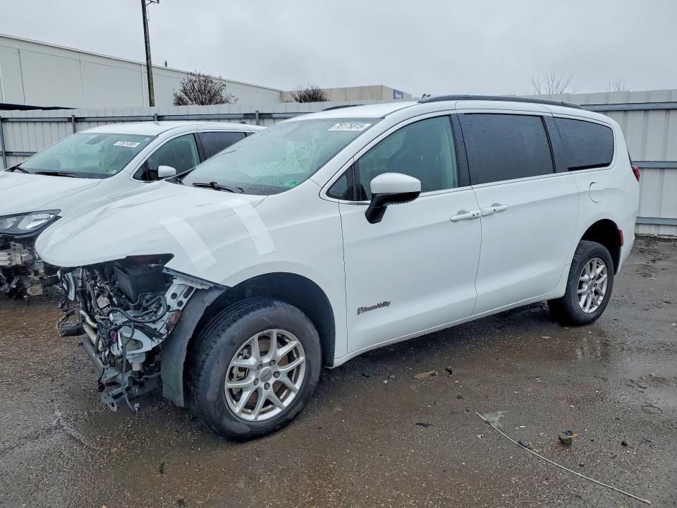 CHRYSLER VOYAGER 2021 with VIN 2C4RC1DG4MR602097 - Photo from auction
