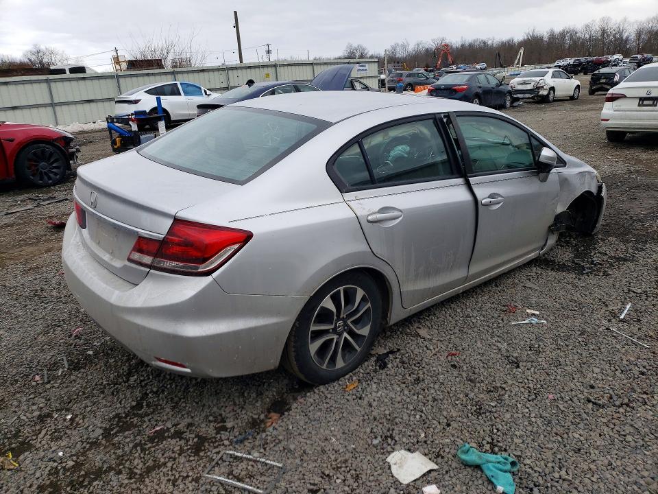 Photo 3 from auction – 2014 HONDA CIVIC with VIN 19XFB2F80EE259101