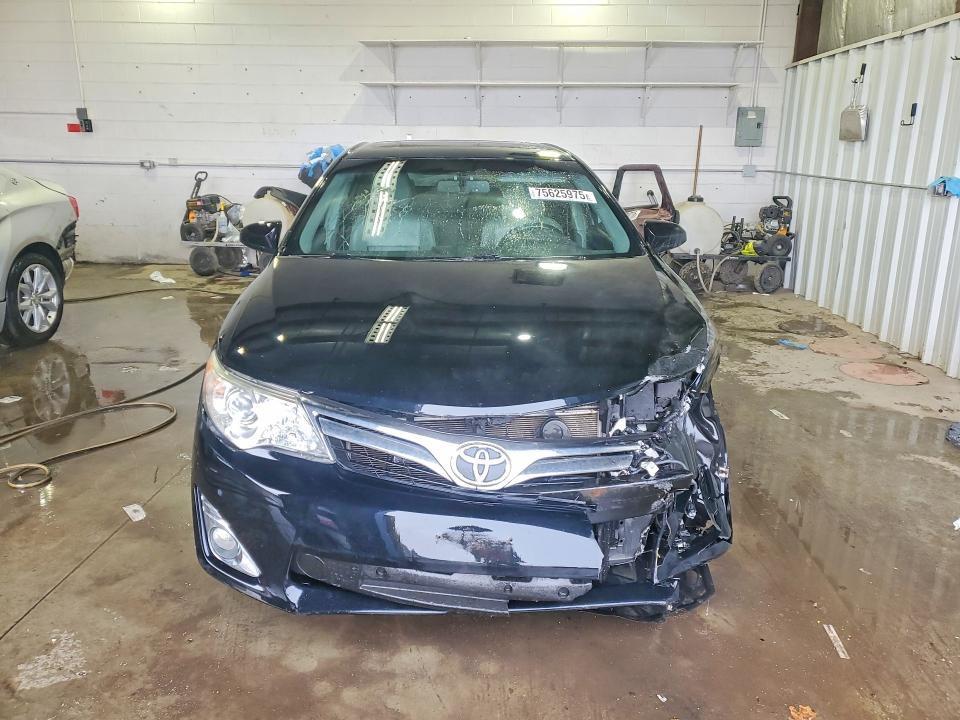 Zdjęcie 5 z aukcji – 2014 TOYOTA CAMRY L z VIN 4T1BF1FK2EU740800
