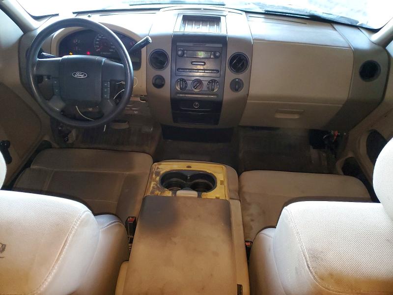 Photo 8 from auction – 2004 FORD F150 with VIN 1FTRX12W44NC37111