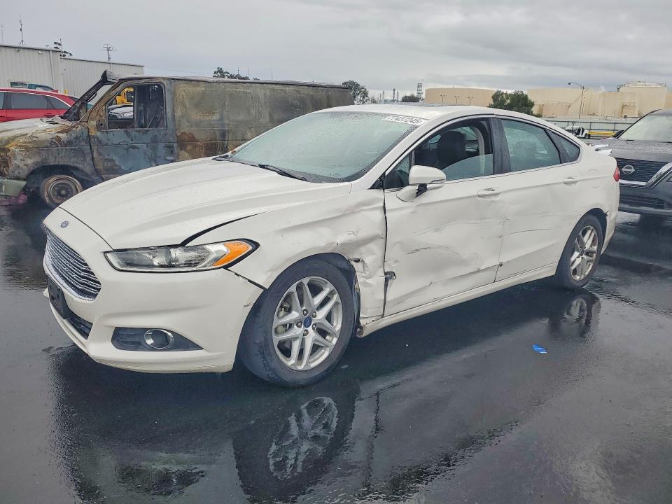 FORD FUSION 2013 with VIN 3FA6P0HR6DR292175 - Photo from auction