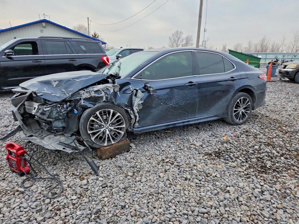 TOYOTA CAMRY L 2018 with VIN JTNB11HK6J3050804 - Photo from auction