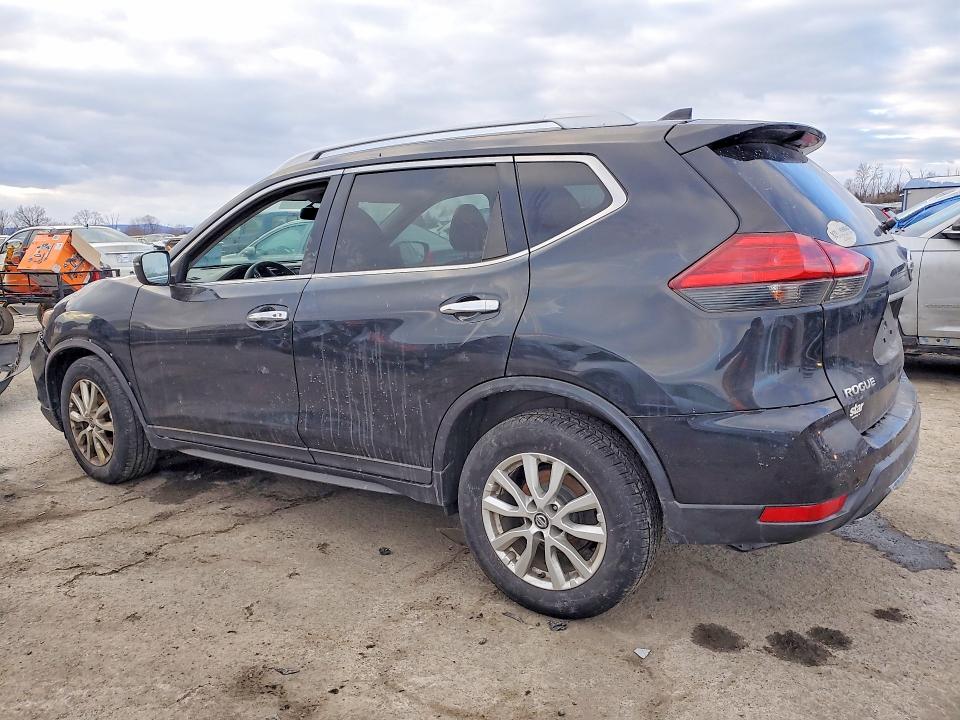 Photo 2 from auction – 2017 NISSAN ROGUE S with VIN KNMAT2MT0HP589419