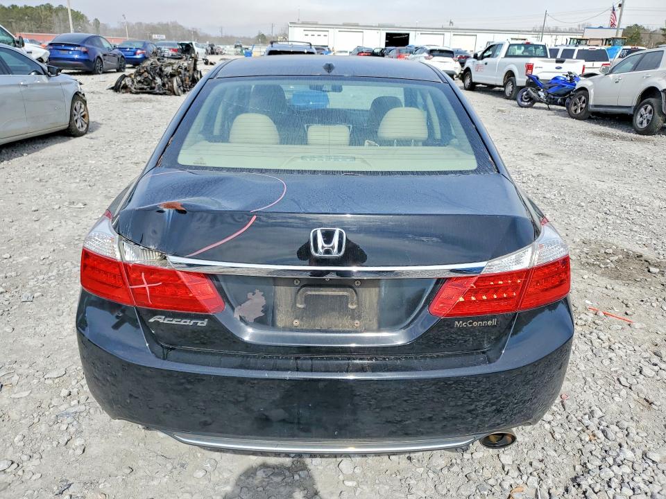 Photo 6 from auction – 2015 HONDA ACCORD with VIN 1HGCR2F89FA094640