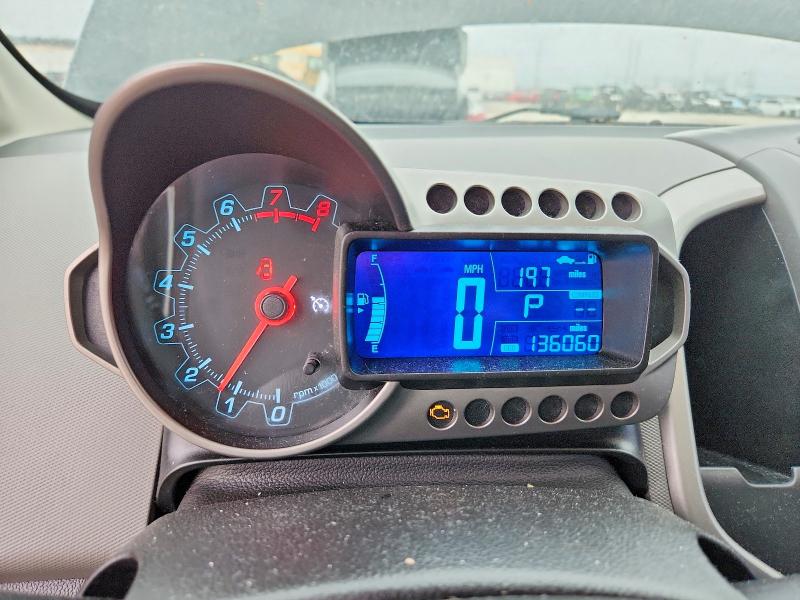 Photo 9 from auction – 2016 CHEVROLET SONIC with VIN 1G1JC5SH4G4154248