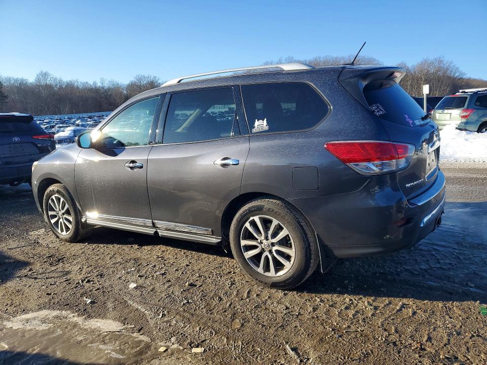 Photo 2 from auction – 2014 NISSAN PATHFINDER with VIN 5N1AR2MM6EC636359