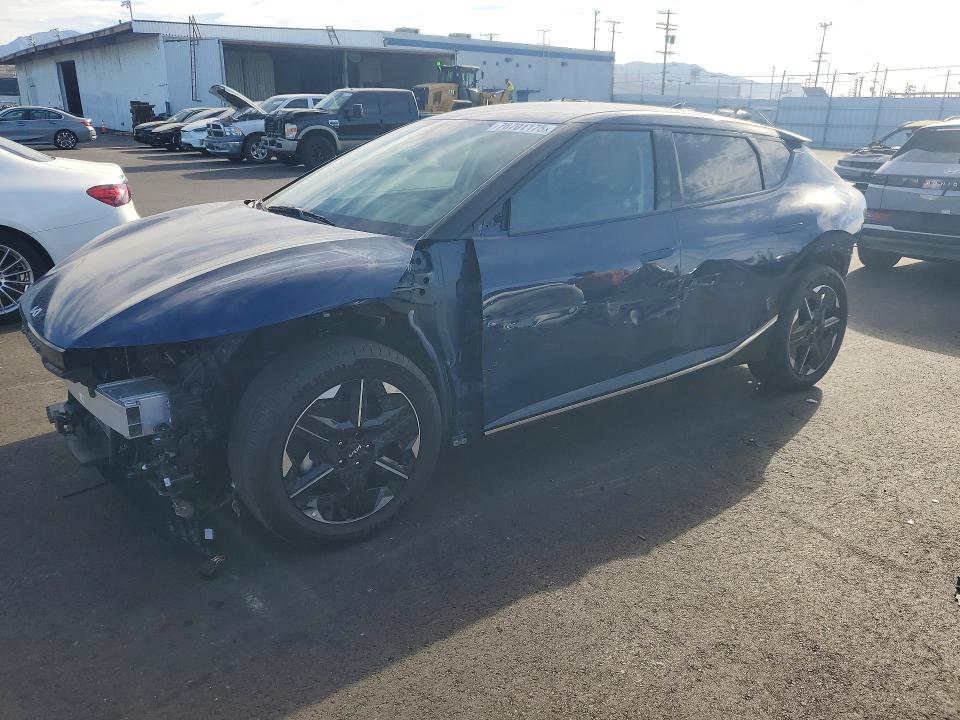 2025 KIA EV6