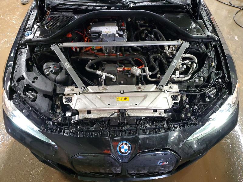 Photo 11 from auction – 2022 BMW I4 M50 with VIN WBY33AW05NFM42406