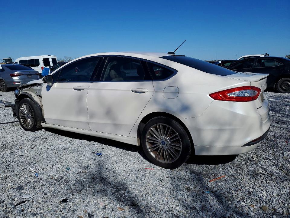 Photo 2 from auction – 2014 FORD FUSION with VIN 3FA6P0HD7ER126155