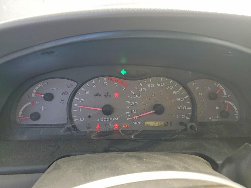 Photo 9 from auction – 2002 TOYOTA SEQUOIA SR with VIN 5TDZT34A82S059591