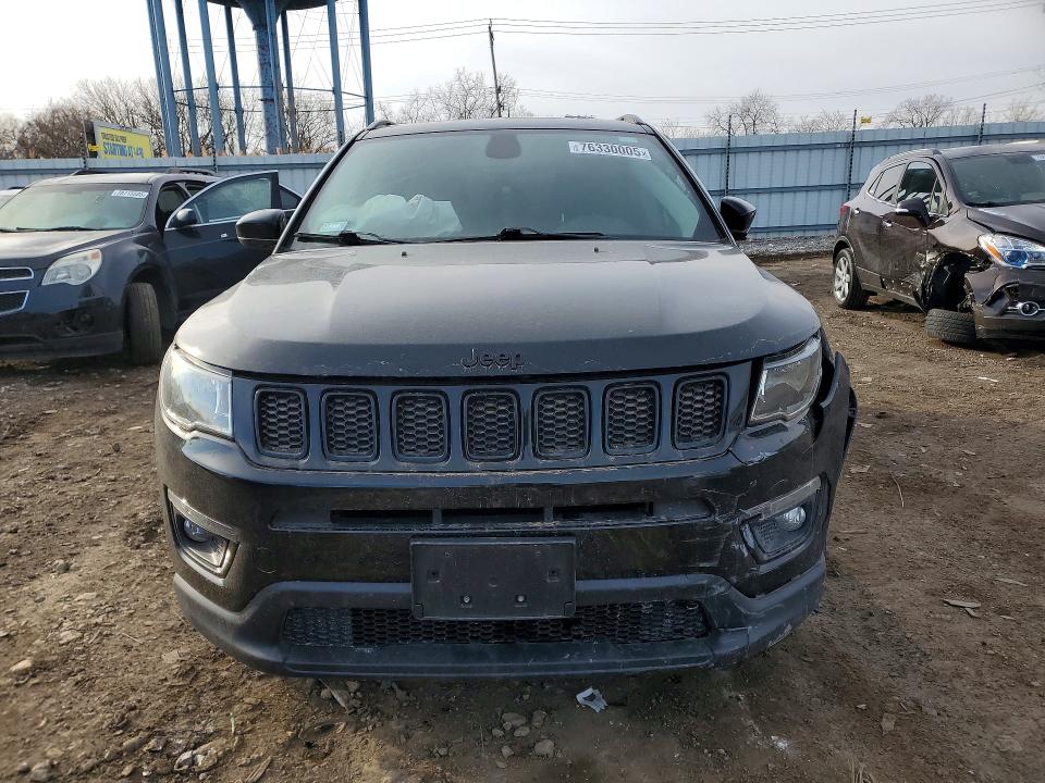 Photo 5 from auction – 2018 JEEP COMPASS with VIN 3C4NJDBBXJT480397