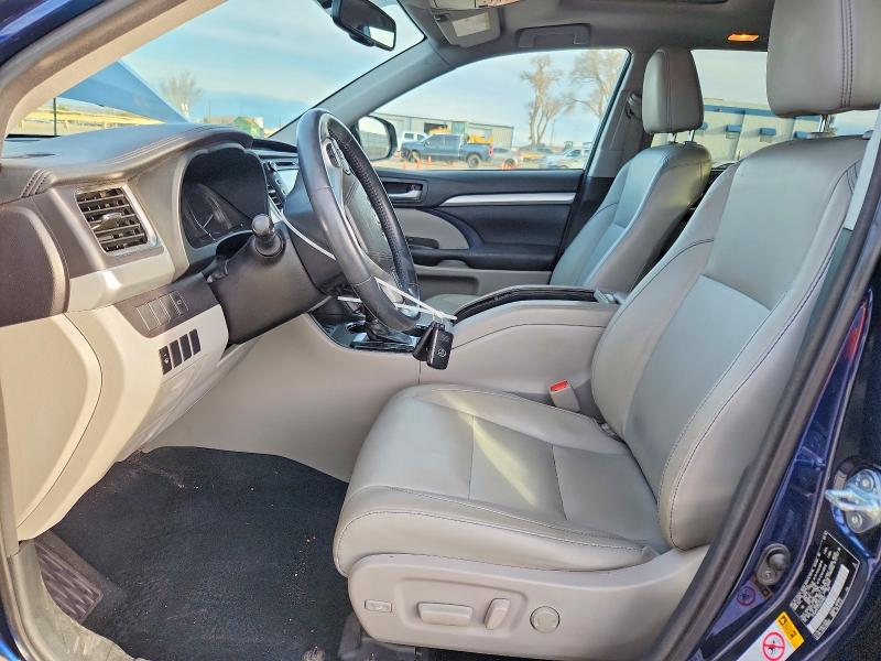 Photo 7 from auction – 2016 TOYOTA HIGHLANDER with VIN 5TDJKRFH7GS244607