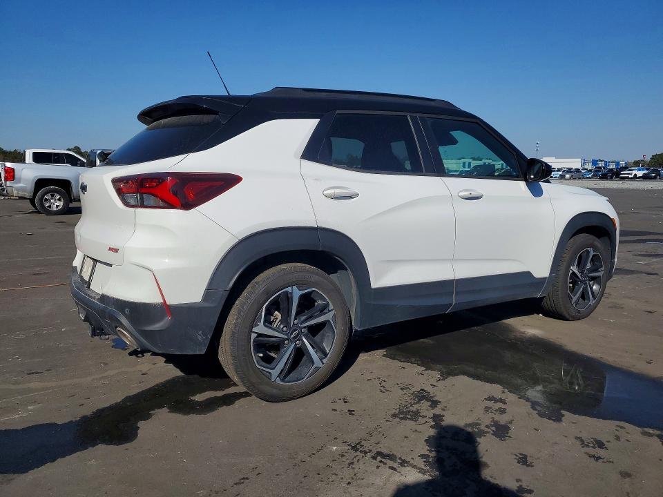 Photo 3 from auction – 2021 CHEVROLET TRAILBLAZER with VIN KL79MTSL7MB090954