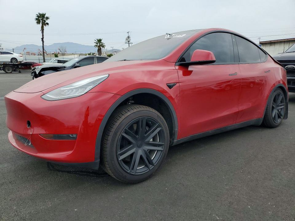 TESLA MODEL Y 2023 with VIN 7SAYGDEE4PA064760 - Photo from auction